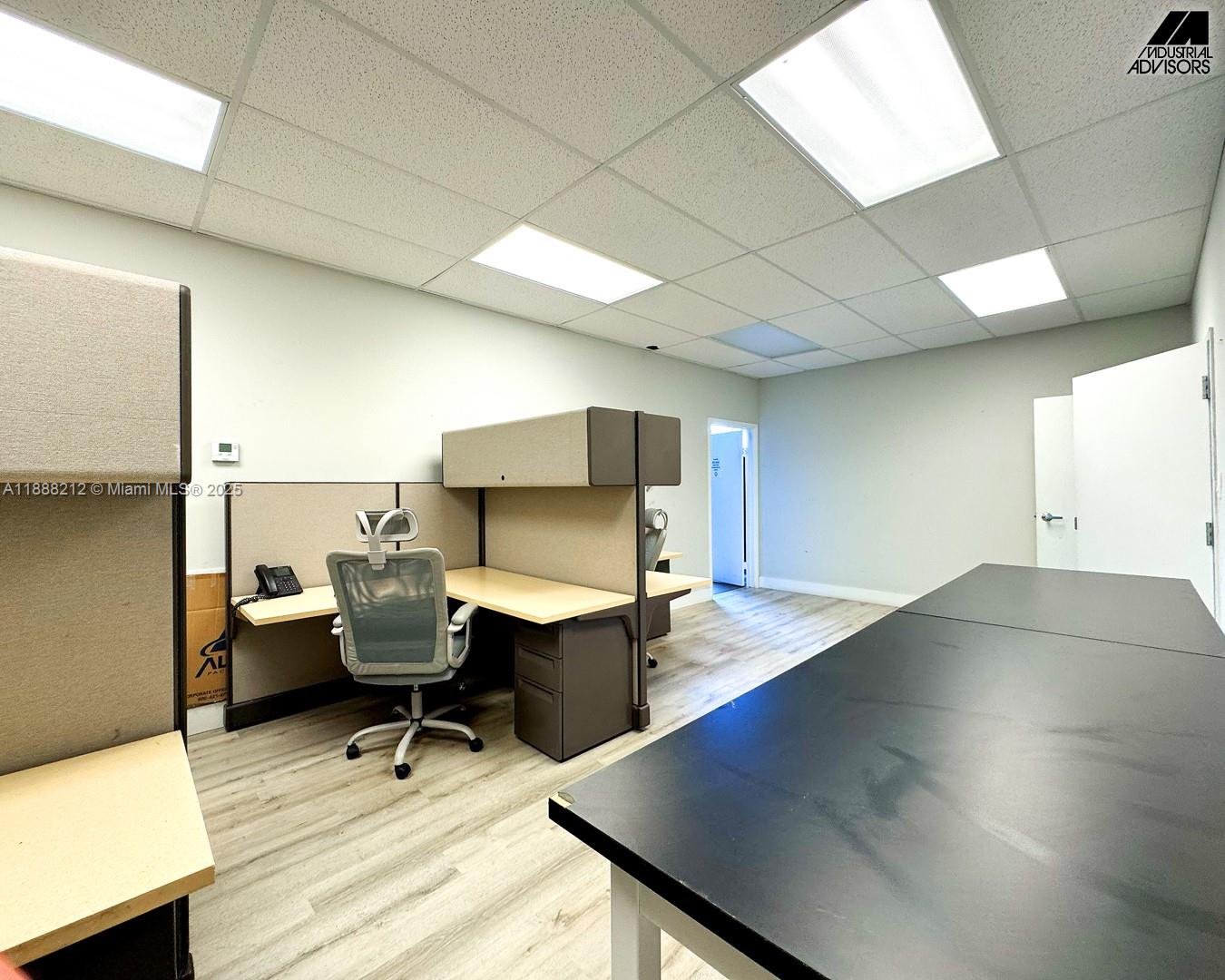 105-106  /   sq. ft. $ 2025-10-01 0 Photo
