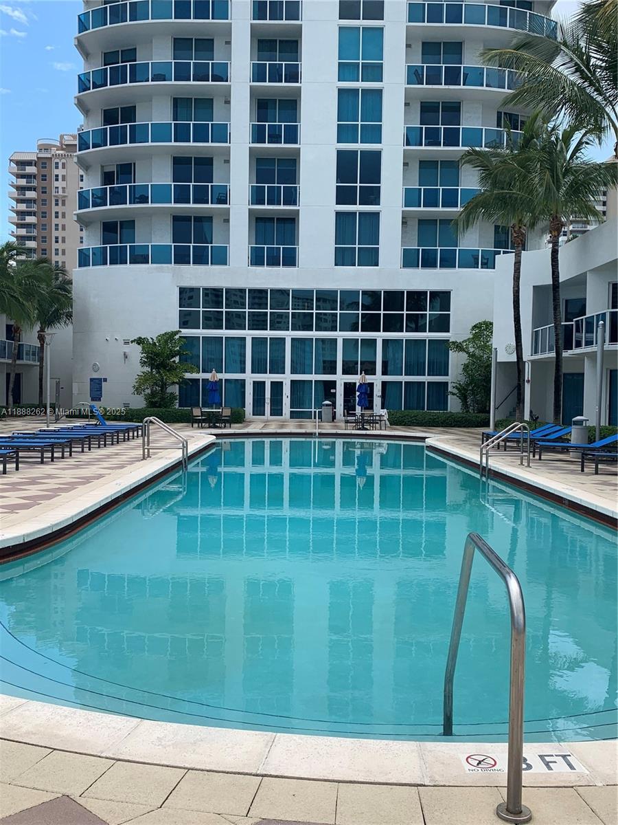 Photo of 1945 Ocean Dr  #1605, Hallandale Beach, Florida, 33009 - 