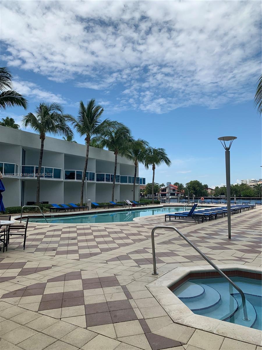 Photo of 1945 Ocean Dr  #1605, Hallandale Beach, Florida, 33009 - 