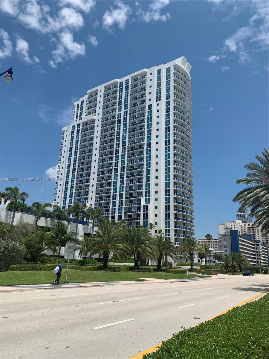 Photo of 1945 Ocean Dr  #1605, Hallandale Beach, Florida, 33009 - 