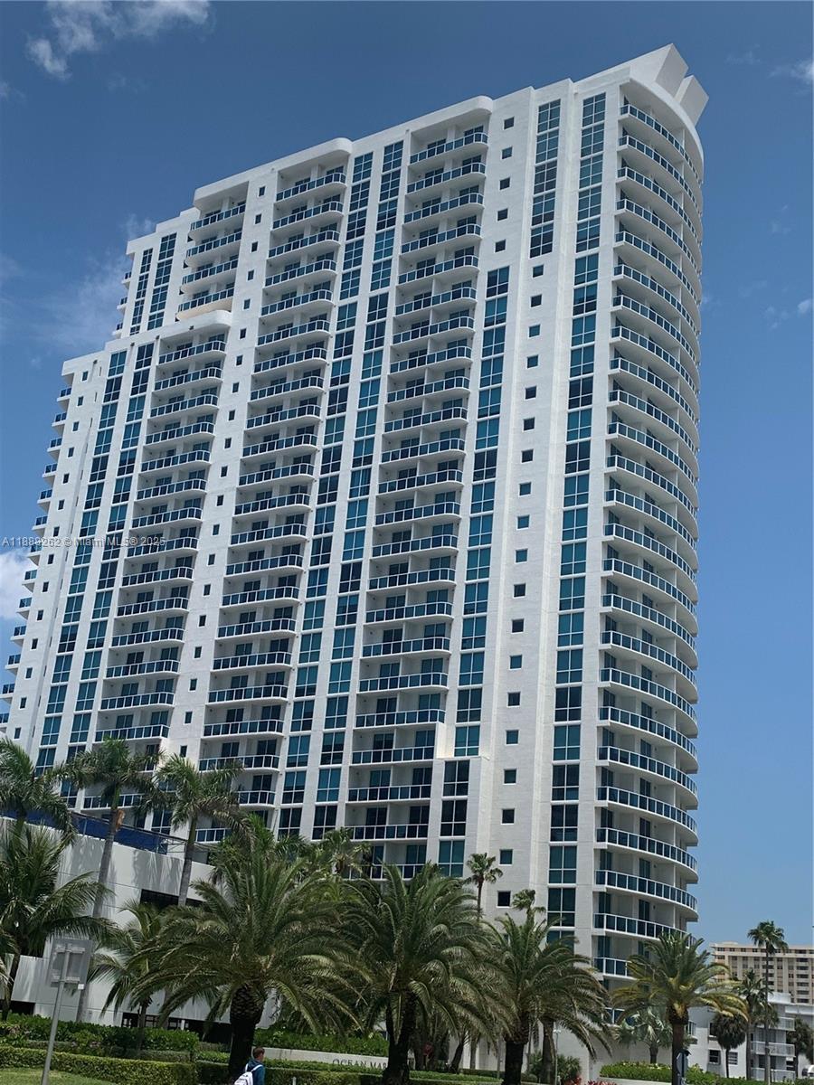 Photo of 1945 Ocean Dr  #1605, Hallandale Beach, Florida, 33009 - 