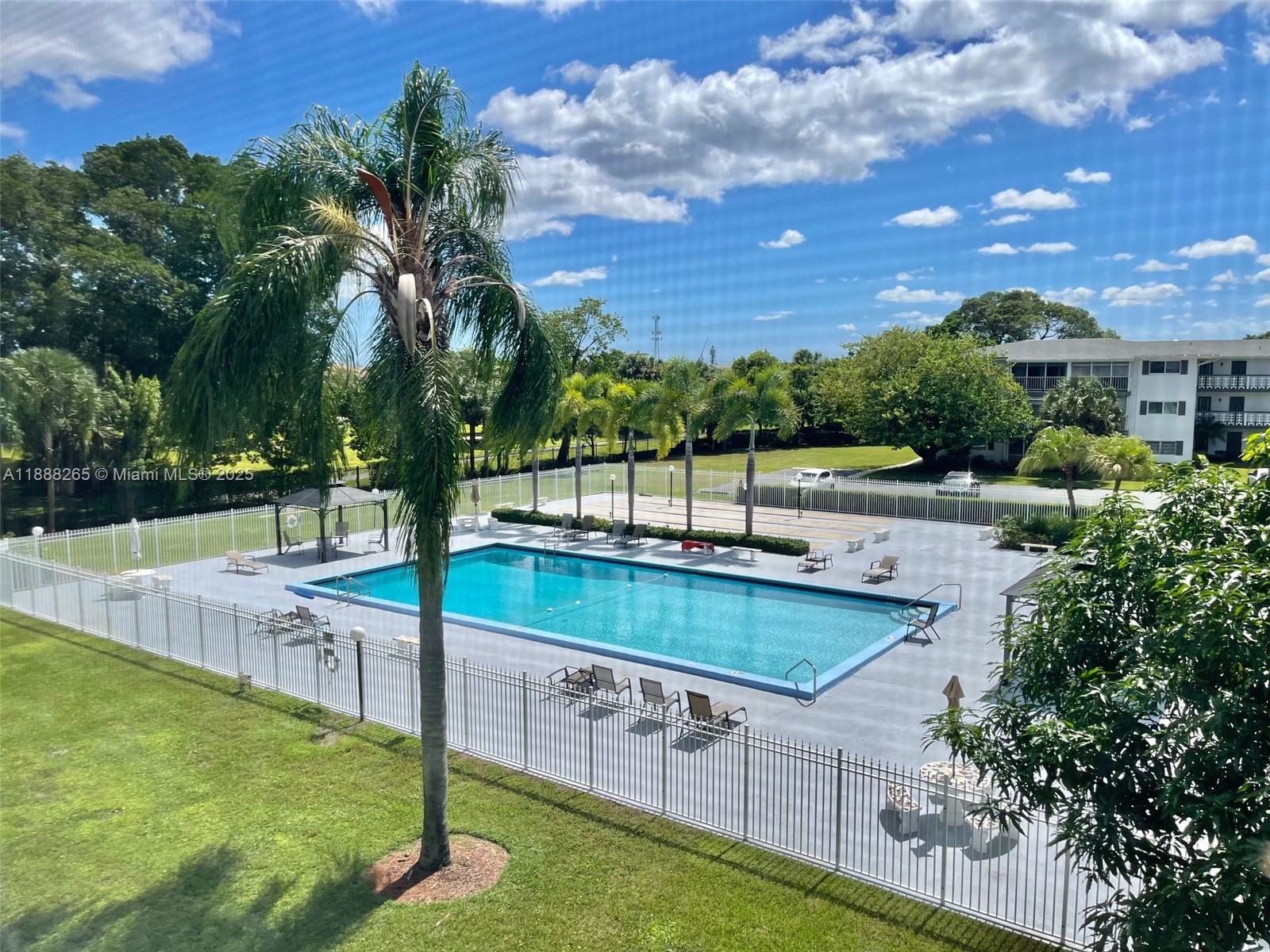 307 1 / 1 672 sq. ft. $ 2025-10-01 0 Photo