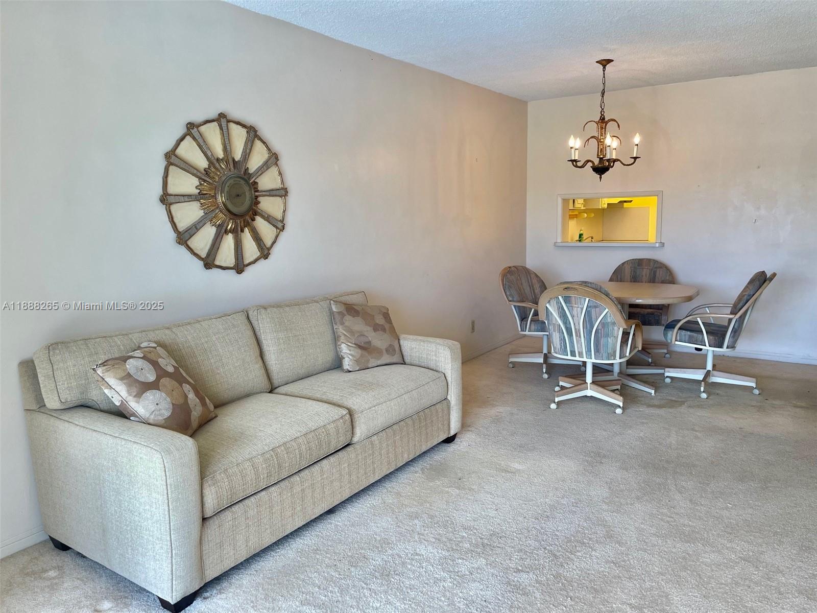 307 1 / 1 672 sq. ft. $ 2025-10-01 0 Photo