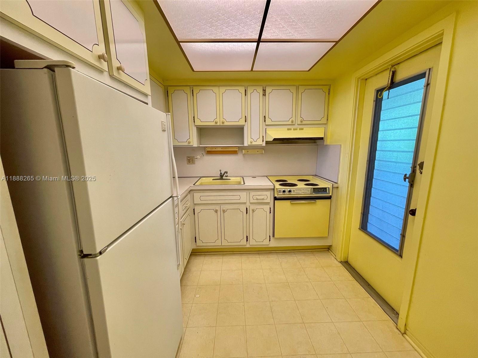 307 1 / 1 672 sq. ft. $ 2025-10-01 0 Photo