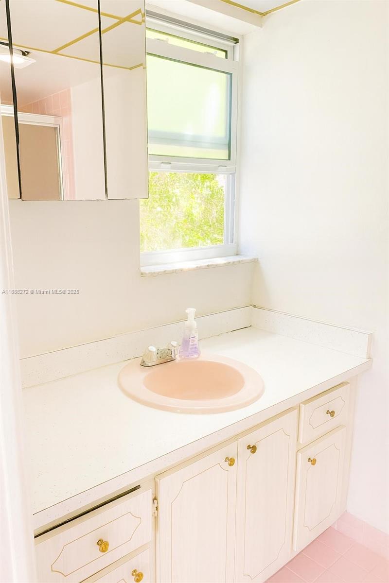 Photo of 610 12th Ave  #308, Hallandale Beach, Florida, 33009 - 