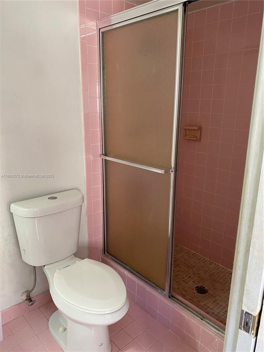 Photo of 610 12th Ave  #308, Hallandale Beach, Florida, 33009 - 
