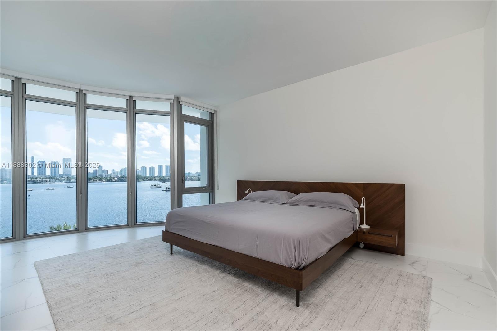 Photo of 17301 Biscayne Blvd  #411, North Miami Beach, Florida, 33160 - 