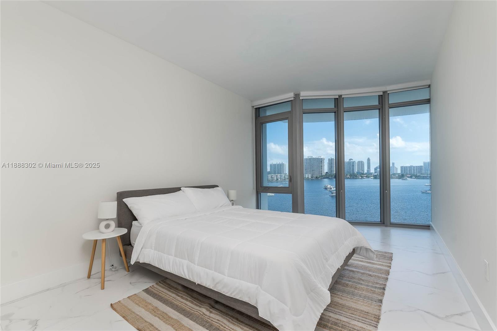 Photo of 17301 Biscayne Blvd  #411, North Miami Beach, Florida, 33160 - 