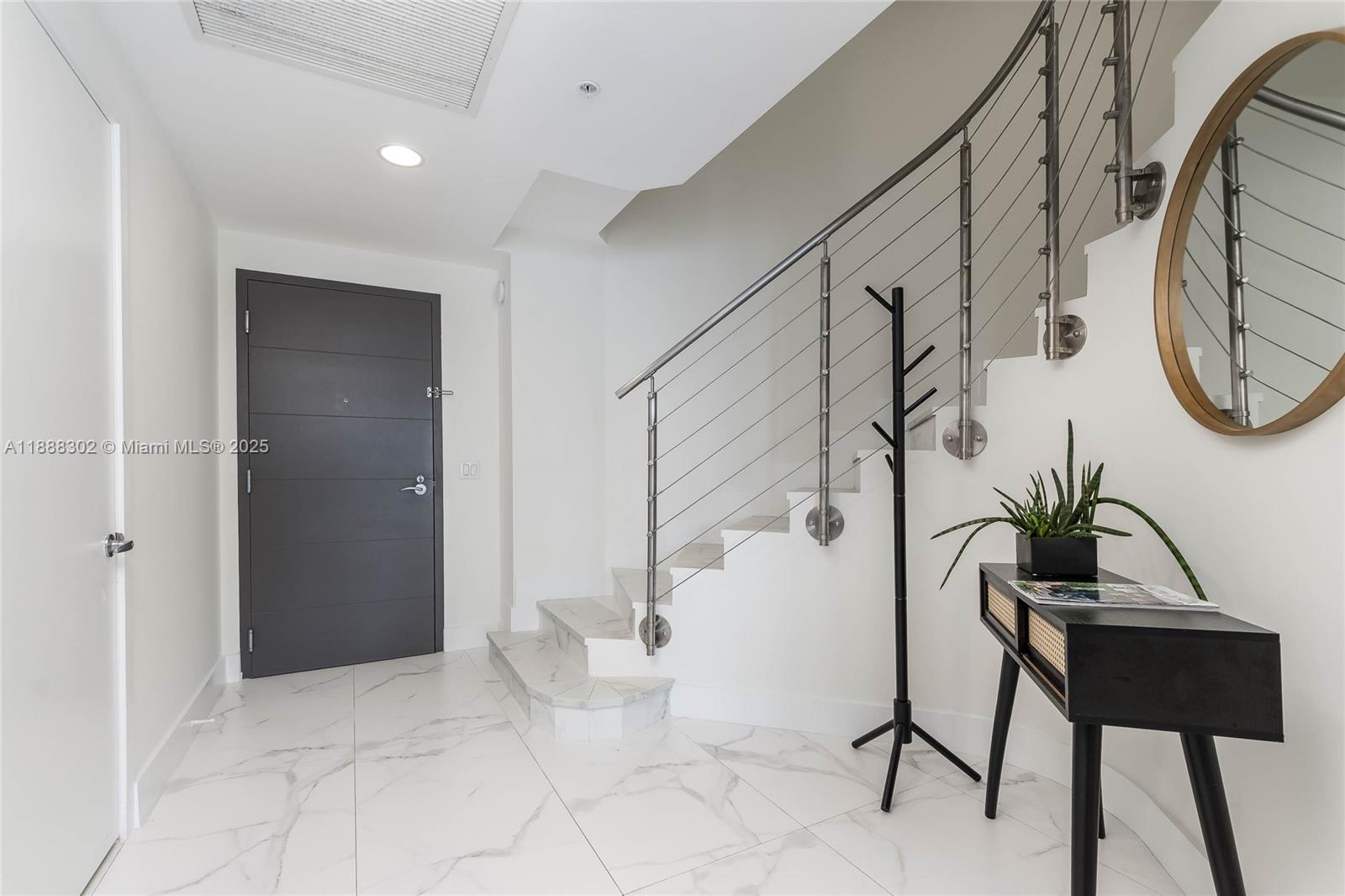 Photo of 17301 Biscayne Blvd  #411, North Miami Beach, Florida, 33160 - 