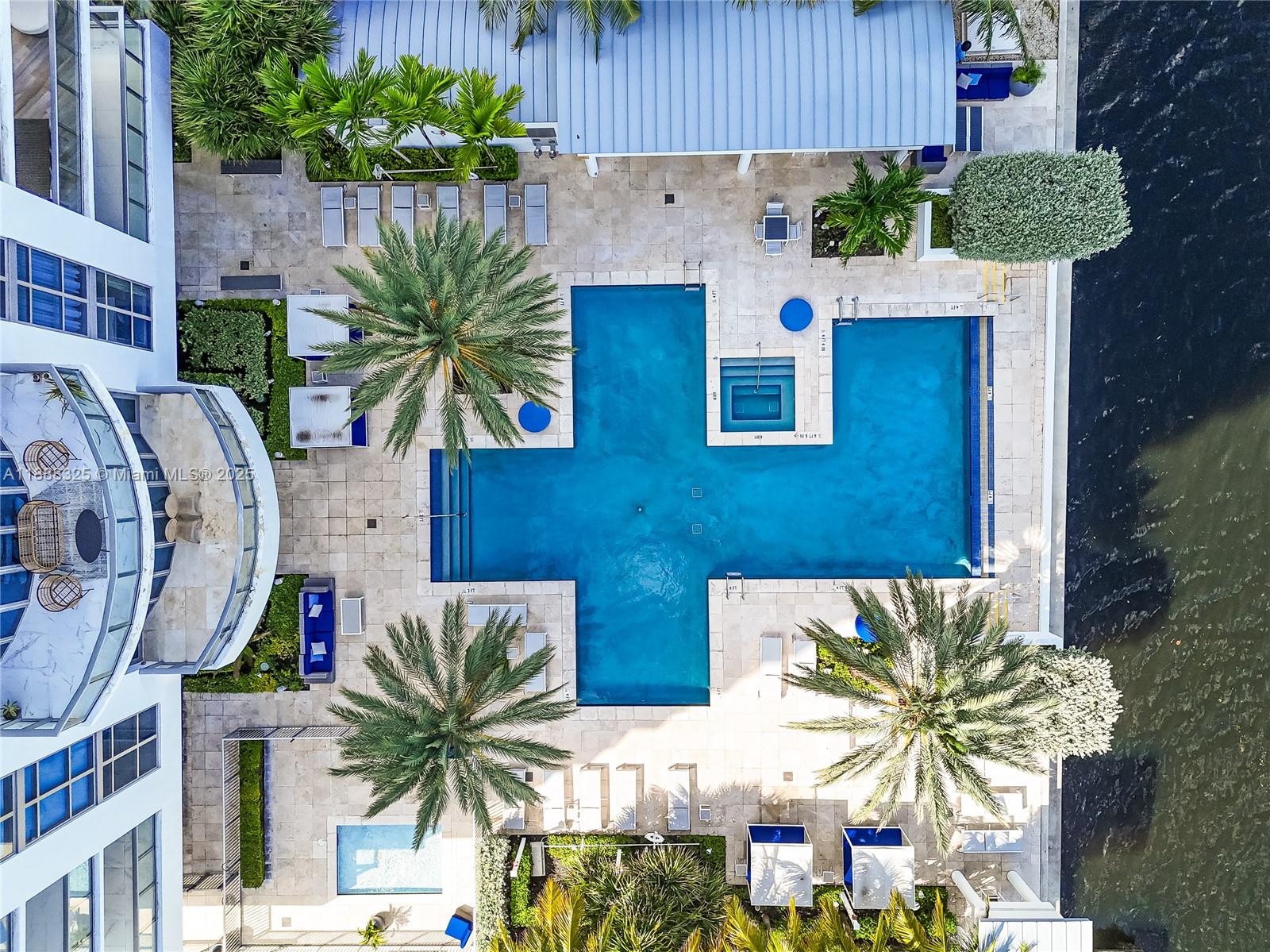 Photo of 17301 Biscayne Blvd  #501, North Miami Beach, Florida, 33160 - 