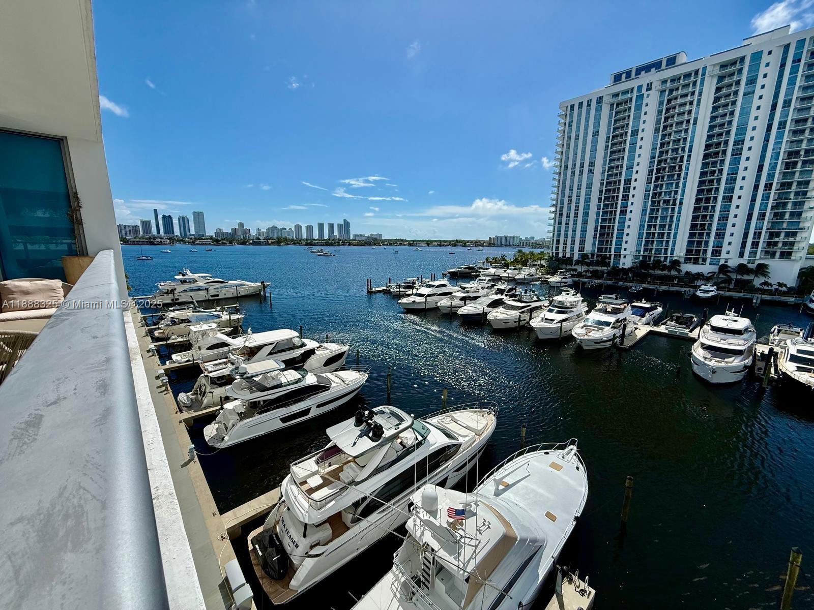 Photo of 17301 Biscayne Blvd  #501, North Miami Beach, Florida, 33160 - 