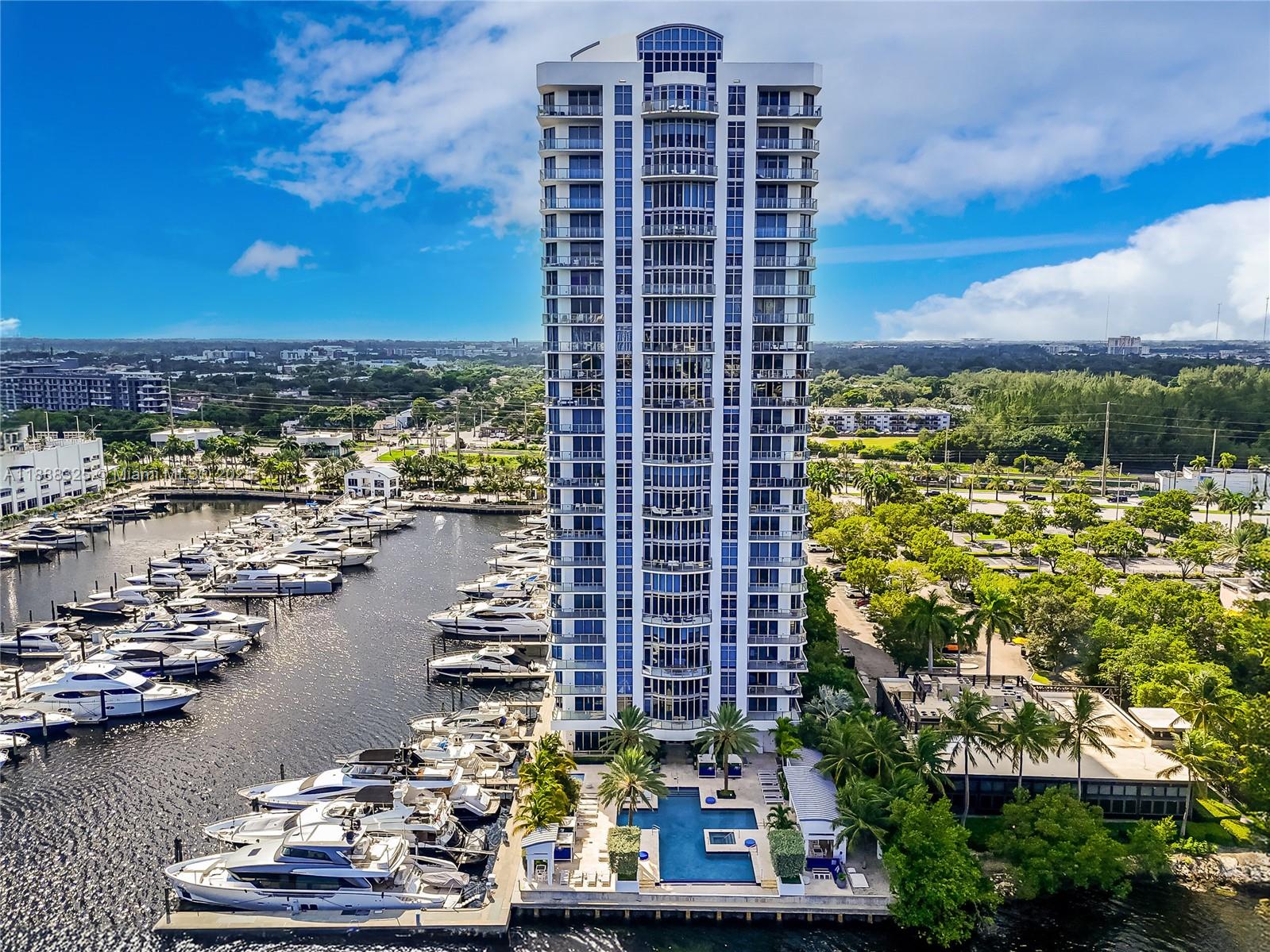Photo of 17301 Biscayne Blvd  #501, North Miami Beach, Florida, 33160 - 