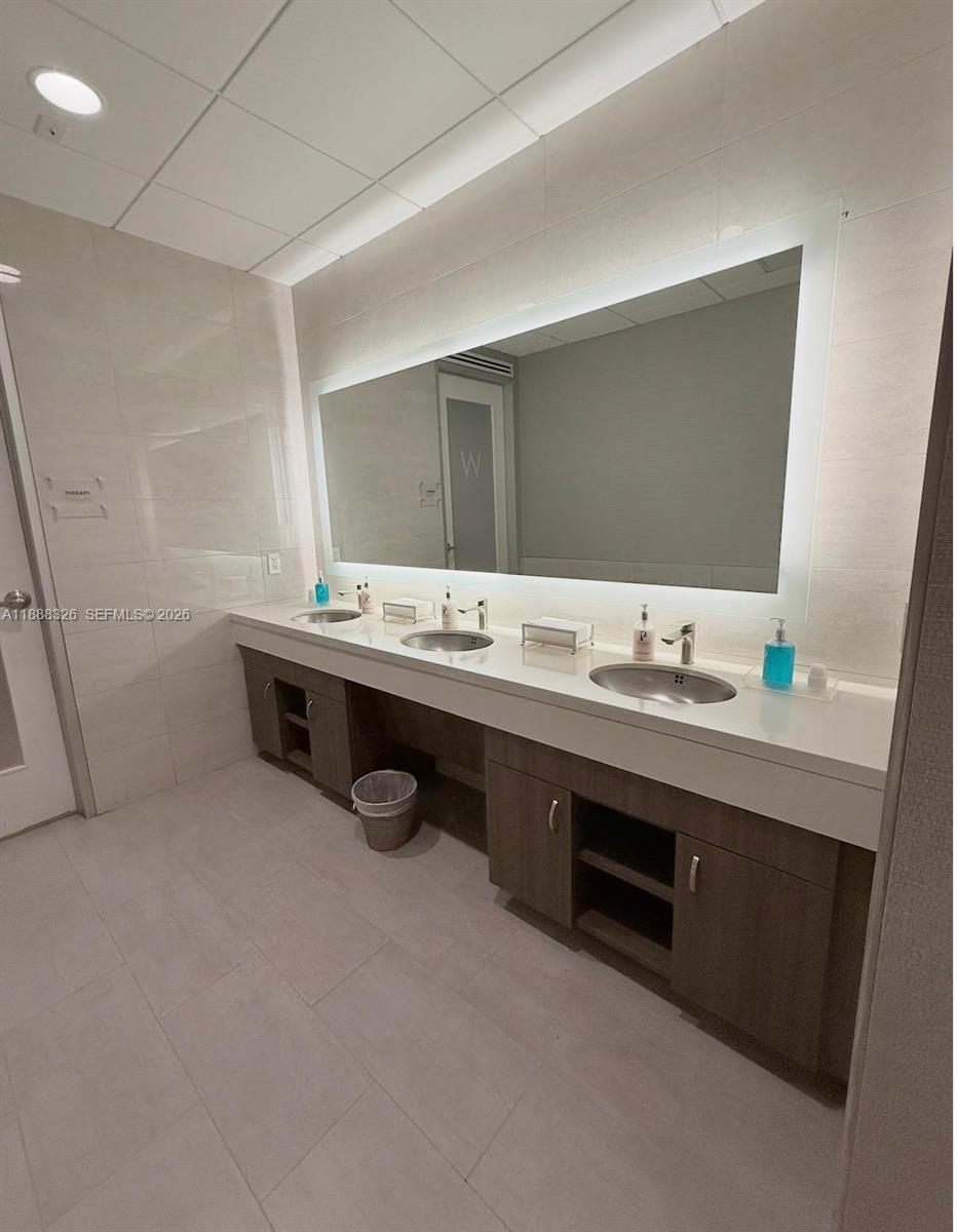 Photo of 21055 Yacht Club Dr #606, Aventura, Florida, 33180 -
