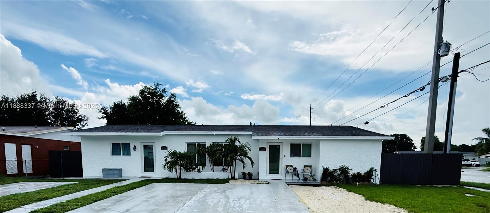   /  1985 sq. ft. $ 2025-10-01 0 Photo