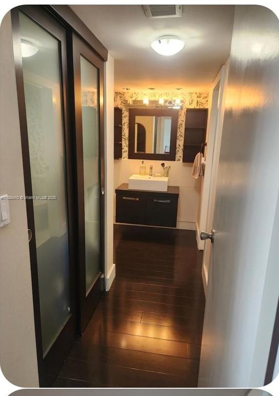 Photo of 3475 Country Club Dr  #519, Aventura, Florida, 33180 - 