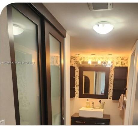 Photo of 3475 Country Club Dr  #519, Aventura, Florida, 33180 - 