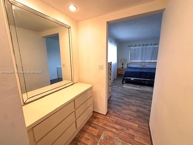 315 1 / 2 775 sq. ft. $ 2025-10-01 0 Photo