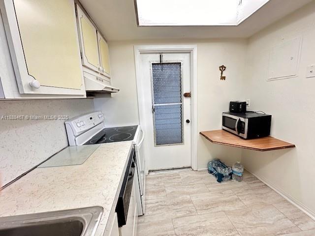 315 1 / 2 775 sq. ft. $ 2025-10-01 0 Photo