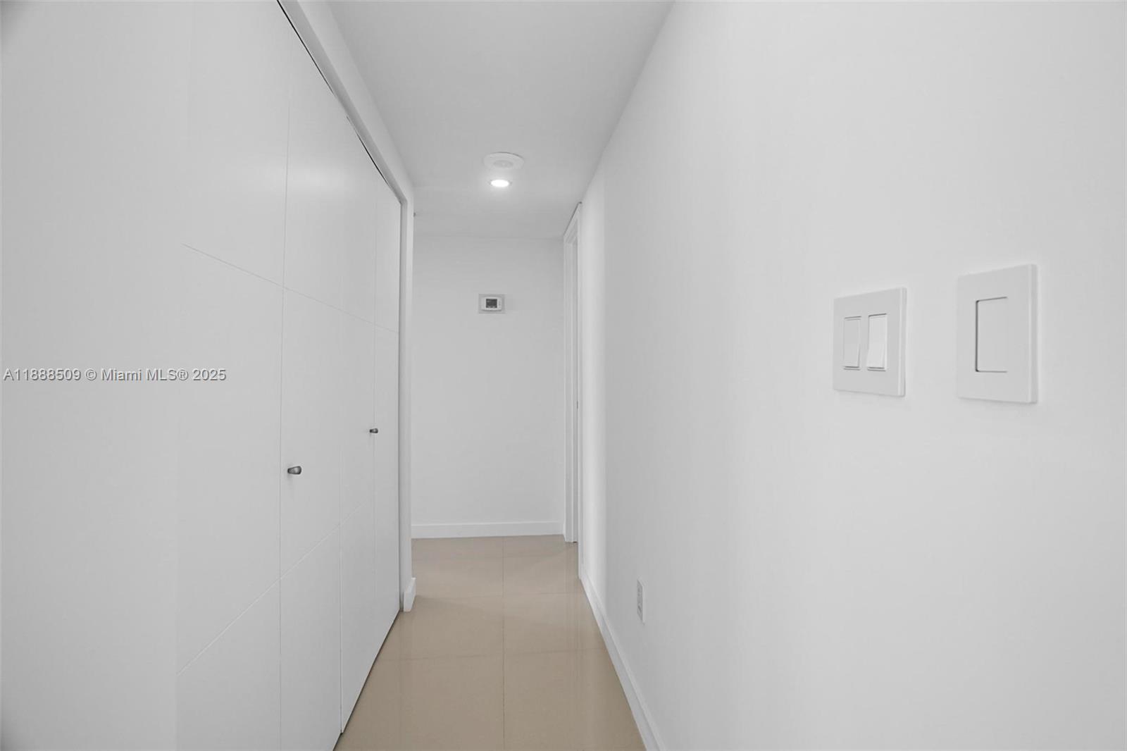 2108 2 / 2 1220 sq. ft. $ 2025-10-01 0 Photo