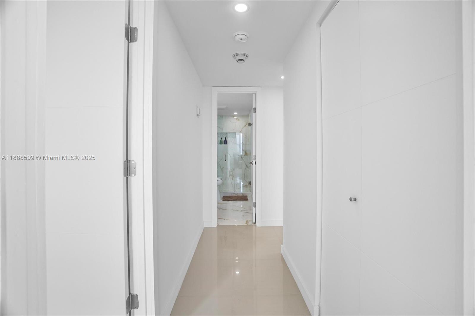 2108 2 / 2 1220 sq. ft. $ 2025-10-01 0 Photo