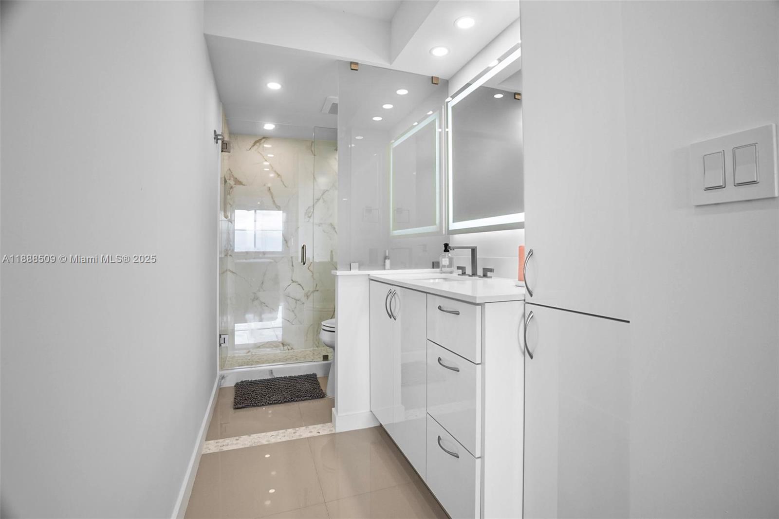 2108 2 / 2 1220 sq. ft. $ 2025-10-01 0 Photo