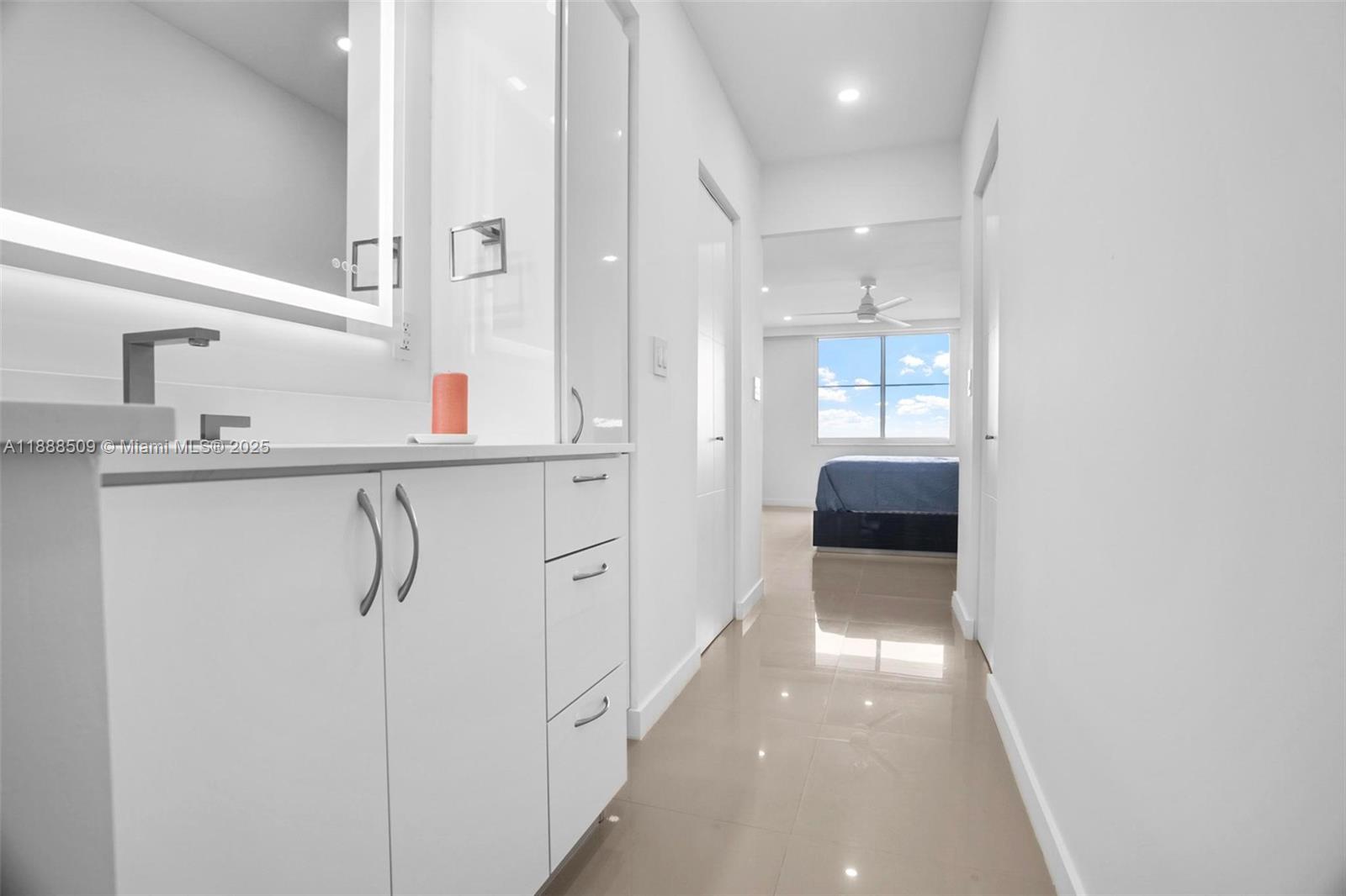 2108 2 / 2 1220 sq. ft. $ 2025-10-01 0 Photo