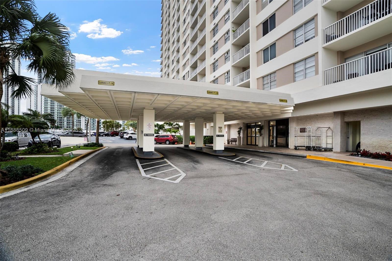 2108 2 / 2 1220 sq. ft. $ 2025-10-01 0 Photo