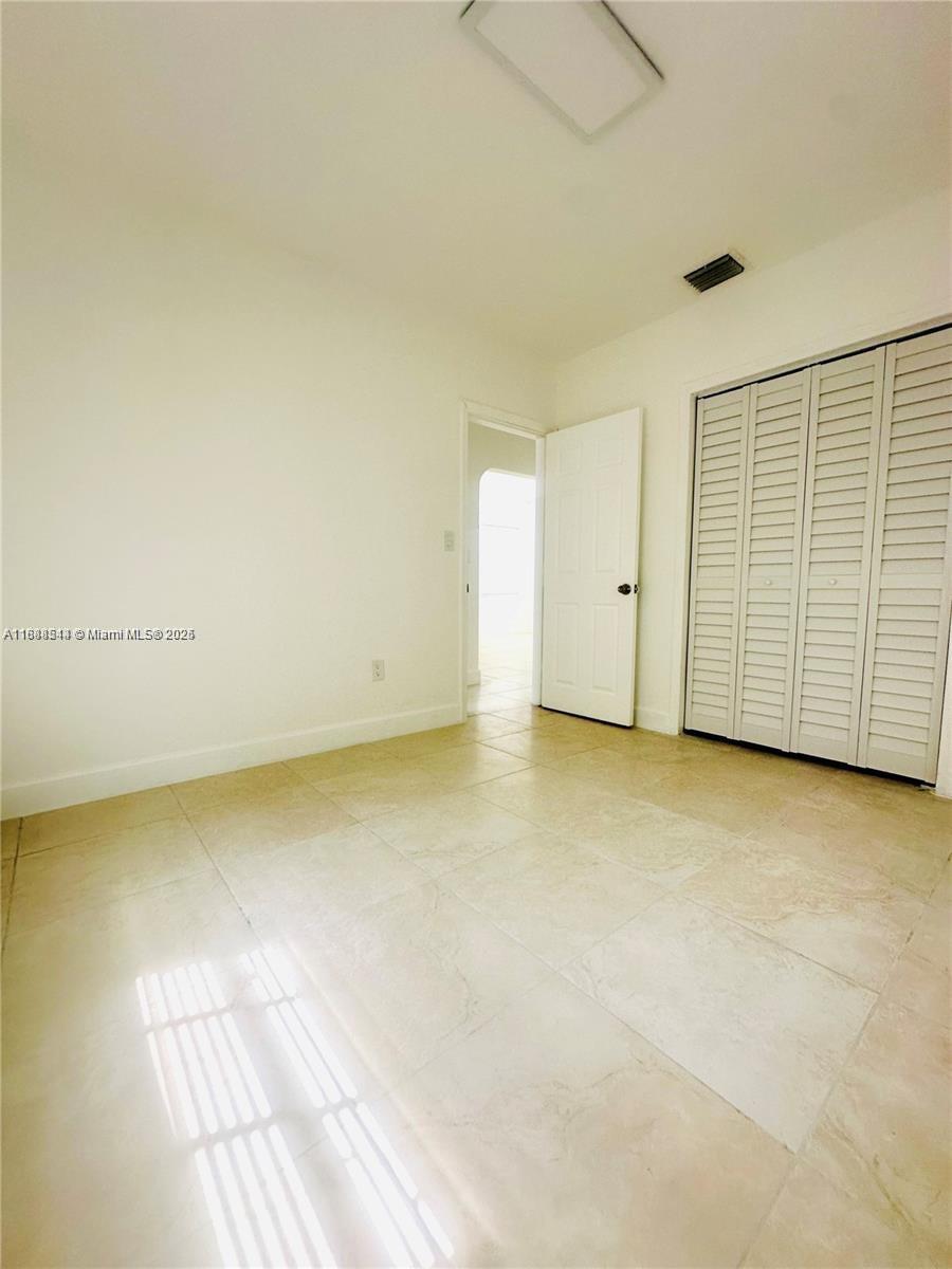   /  1809 sq. ft. $ 2025-10-01 0 foto