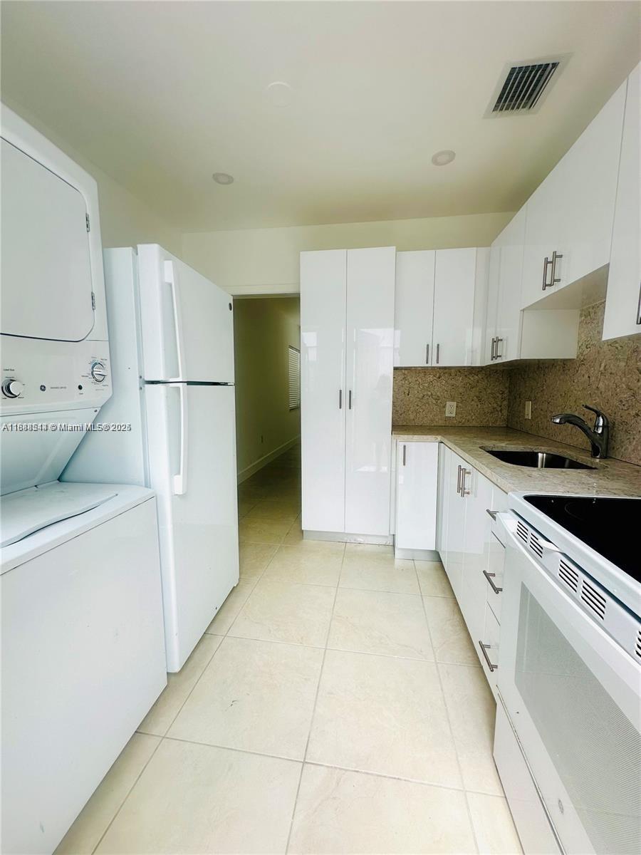   /  1809 sq. ft. $ 2025-10-01 0 foto