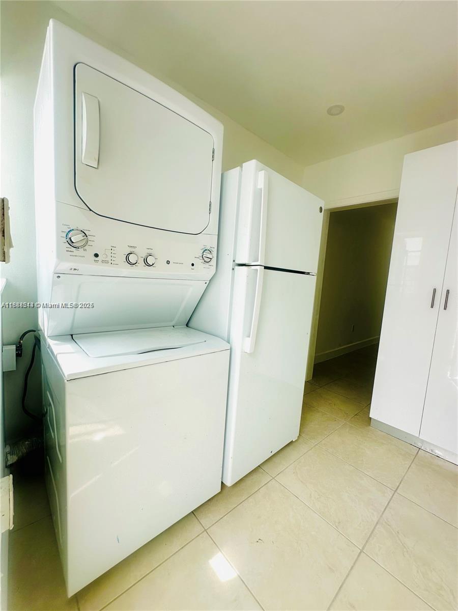   /  1809 sq. ft. $ 2025-10-01 0 foto