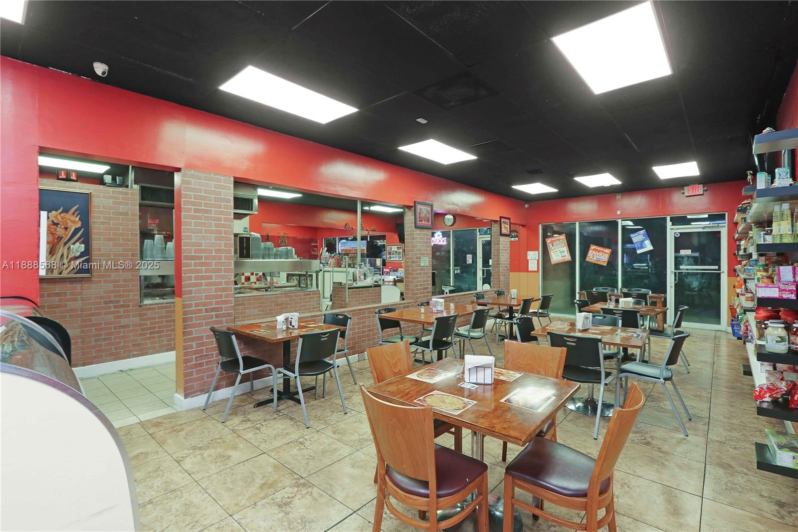 Подробнее / кв.футов $ 2025-10-01 0 Фото