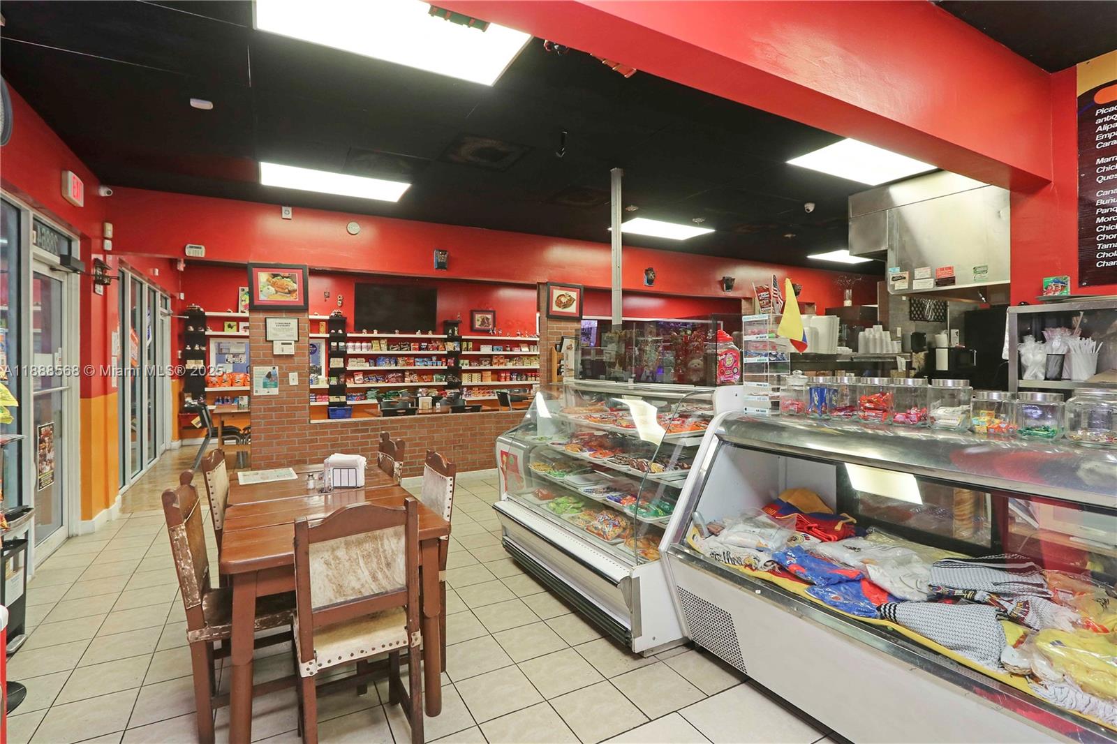 Подробнее / кв.футов $ 2025-10-01 0 Фото