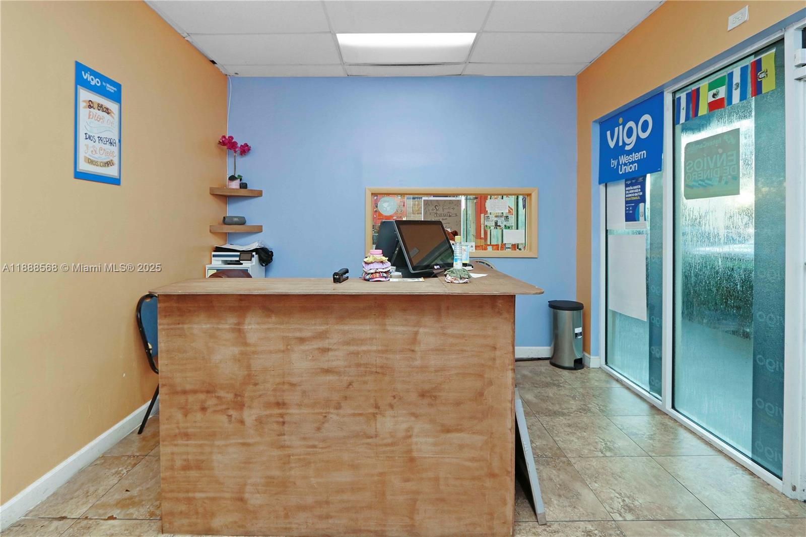 Подробнее / кв.футов $ 2025-10-01 0 Фото