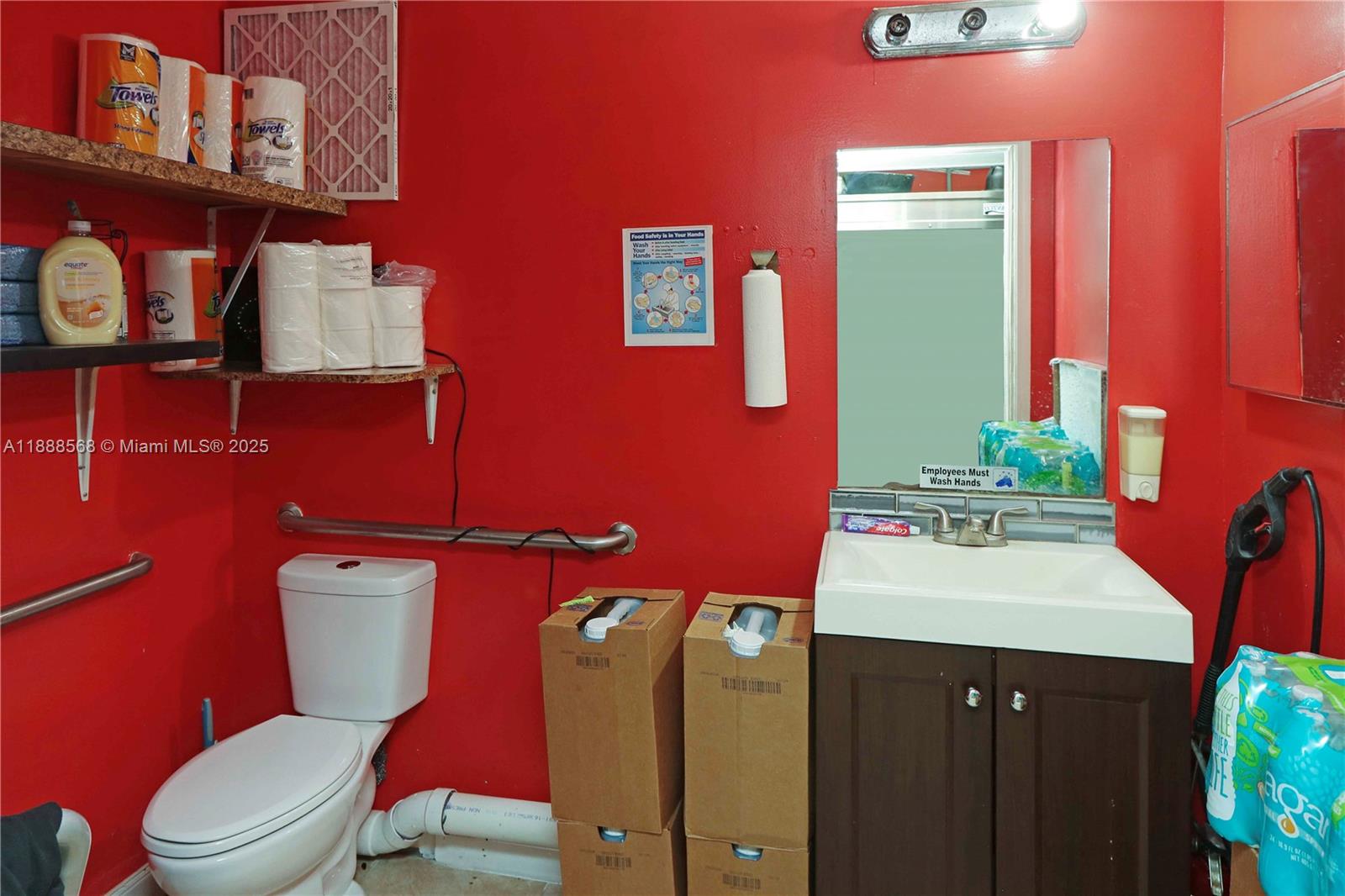 Подробнее / кв.футов $ 2025-10-01 0 Фото