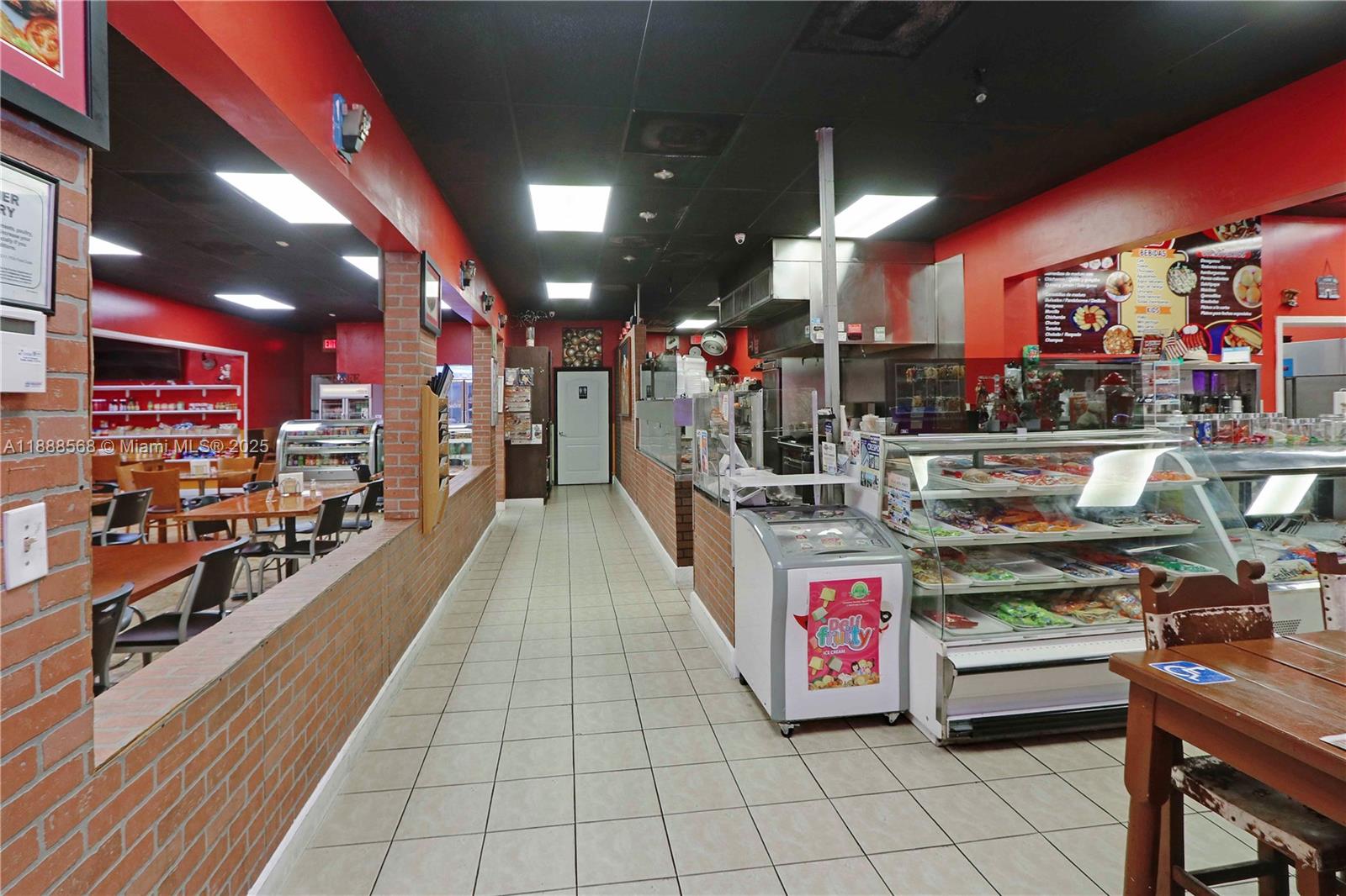 Подробнее / кв.футов $ 2025-10-01 0 Фото