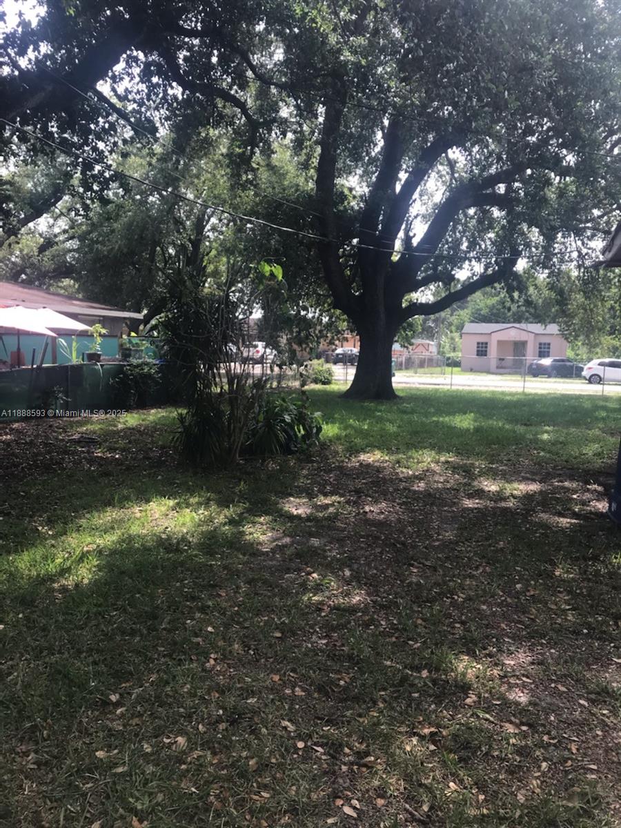 See details / 1917 sq. ft. $ 2025-10-01 0 Photo