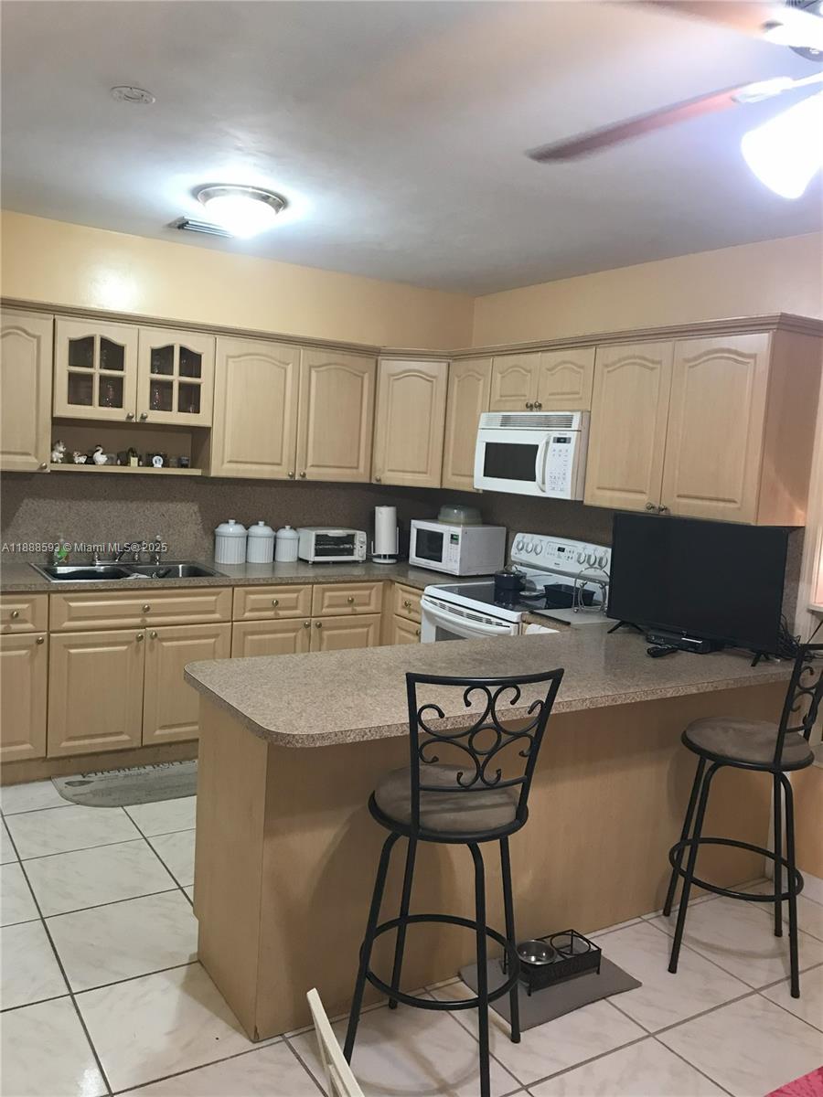   /  1917 sq. ft. $ 2025-10-01 0 foto