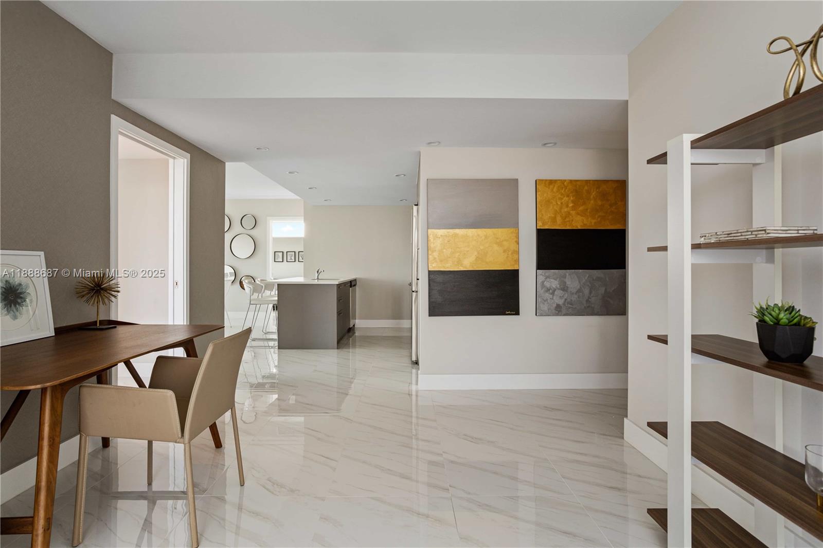 603 3 / 2 1304 sq. ft. $ 2025-10-02 0 Photo