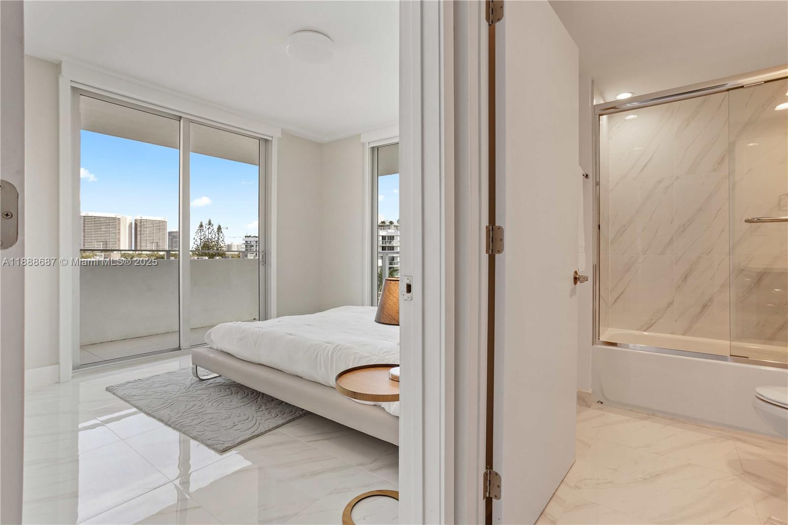 603 3 / 2 1304 sq. ft. $ 2025-10-02 0 Photo