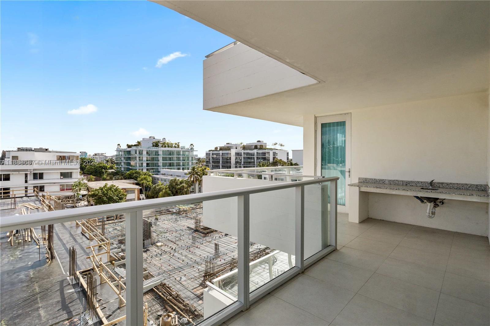 603 3 / 2 1304 sq. ft. $ 2025-10-02 0 Photo