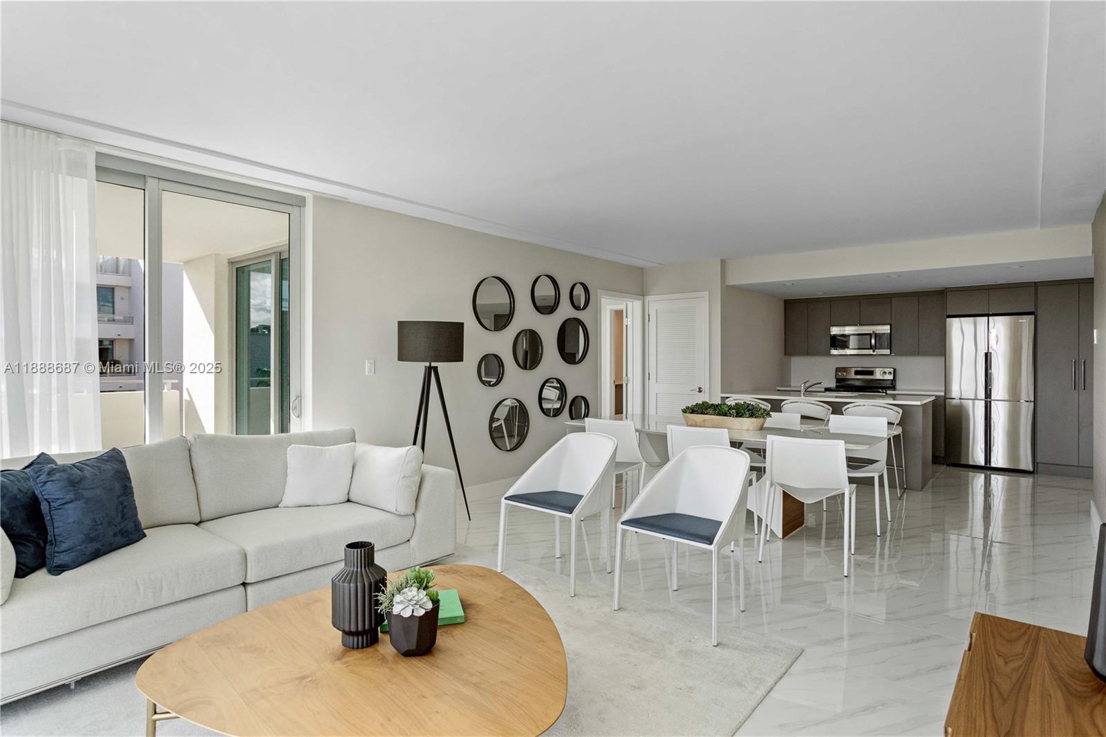 603 3 / 2 1304 sq. ft. $ 2025-10-02 0 Photo