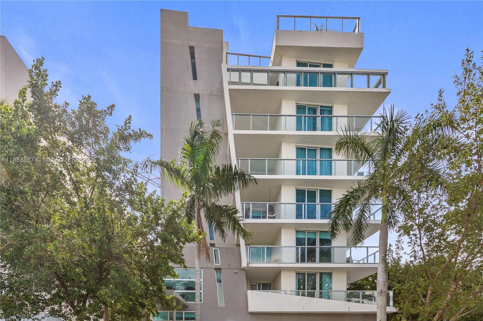 603 3 / 2 1304 sq. ft. $ 2025-10-02 0 Photo
