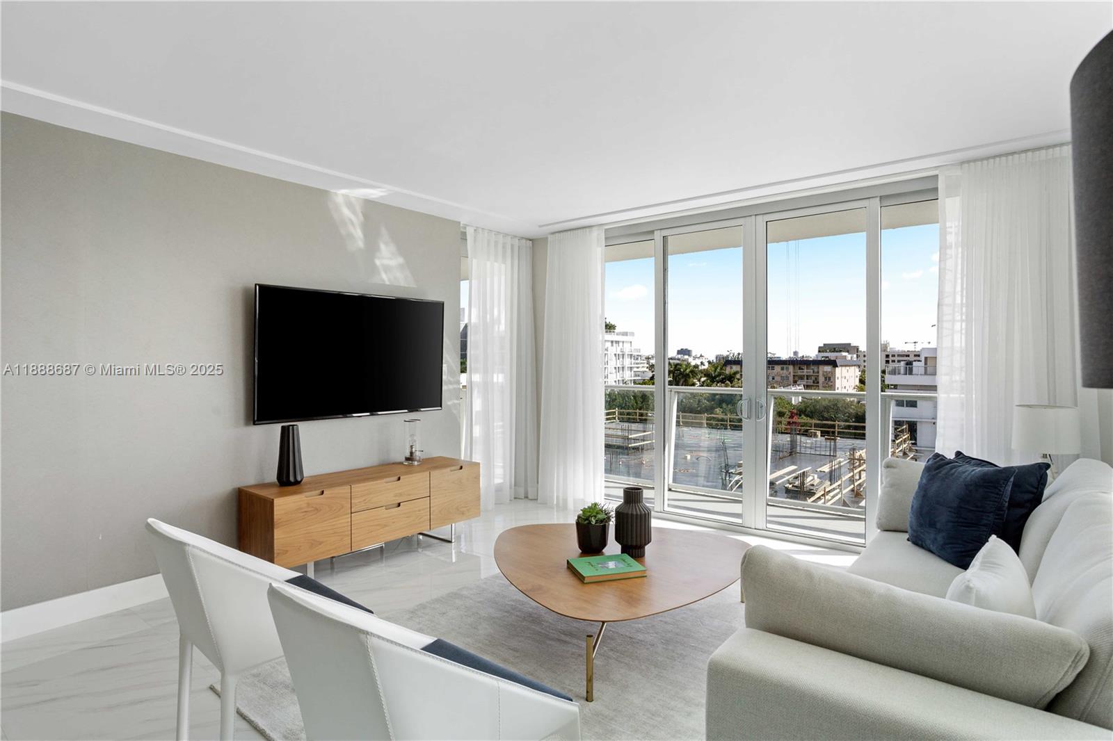 603 3 / 2 1304 sq. ft. $ 2025-10-02 0 Photo