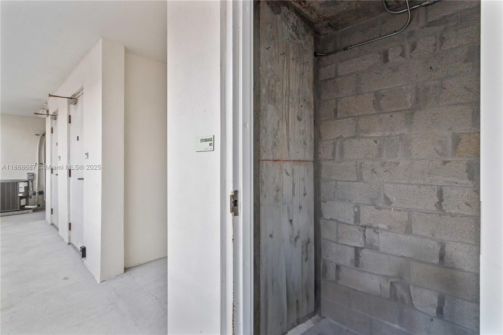 603 3 / 2 1304 sq. ft. $ 2025-10-02 0 Photo