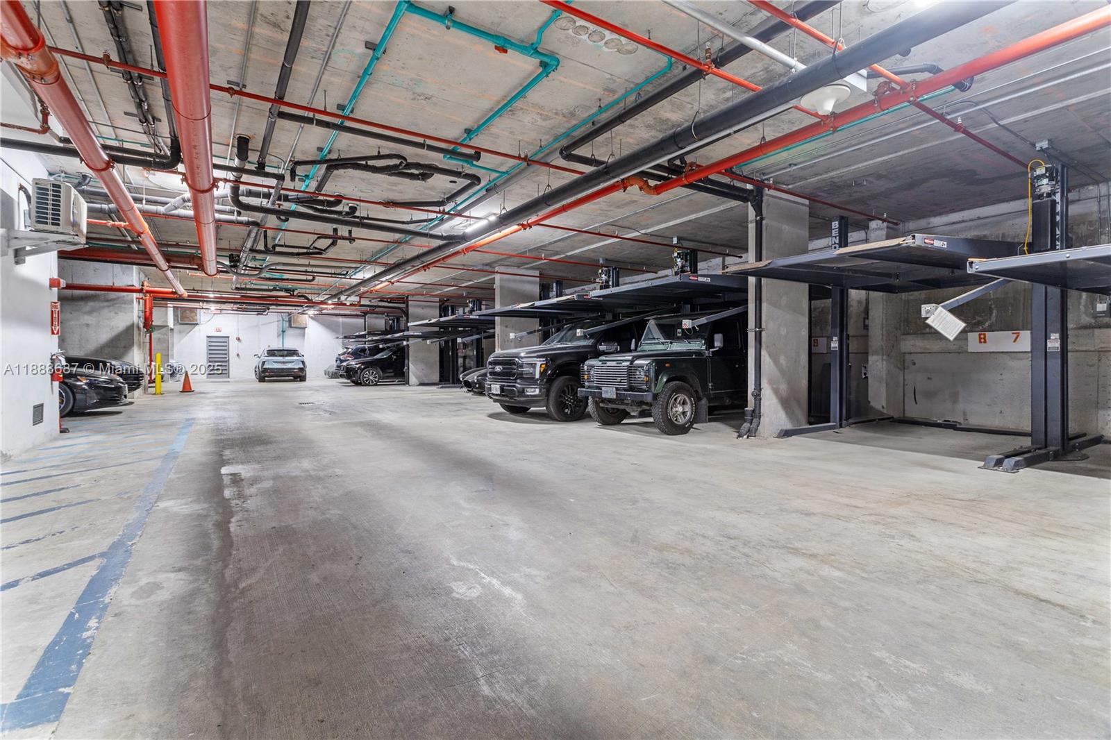 603 3 / 2 1304 sq. ft. $ 2025-10-02 0 Photo