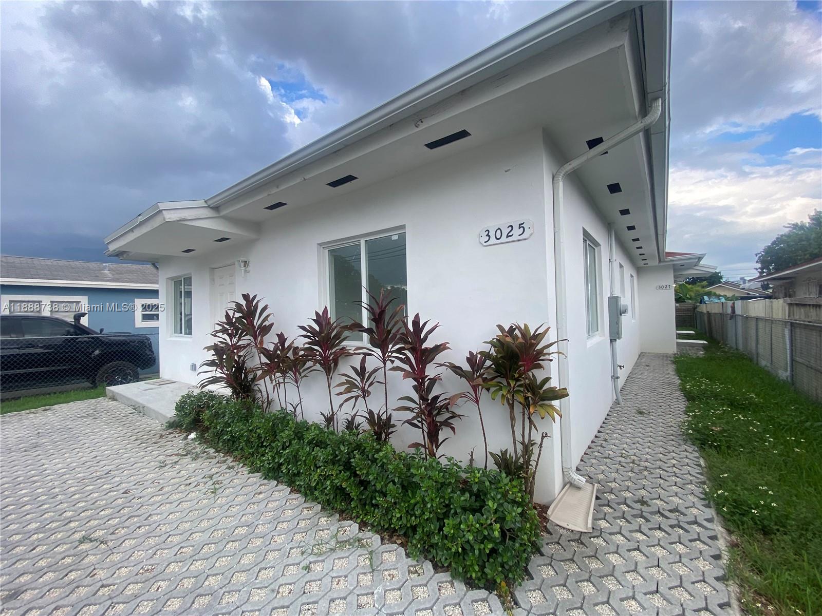   /  0 sq. ft. $ 2025-10-02 0 Photo