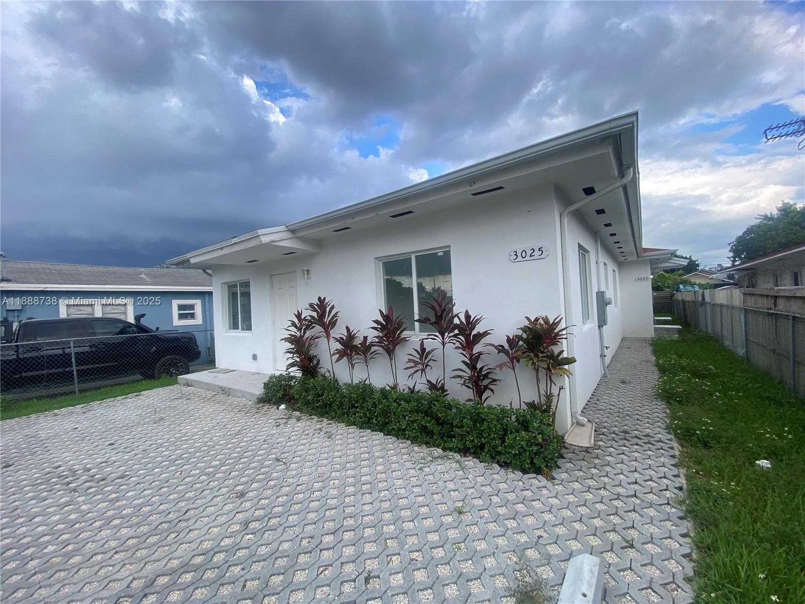   /  0 sq. ft. $ 2025-10-02 0 Photo