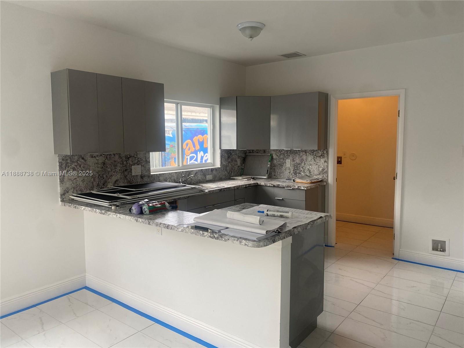   /  0 sq. ft. $ 2025-10-02 0 Photo