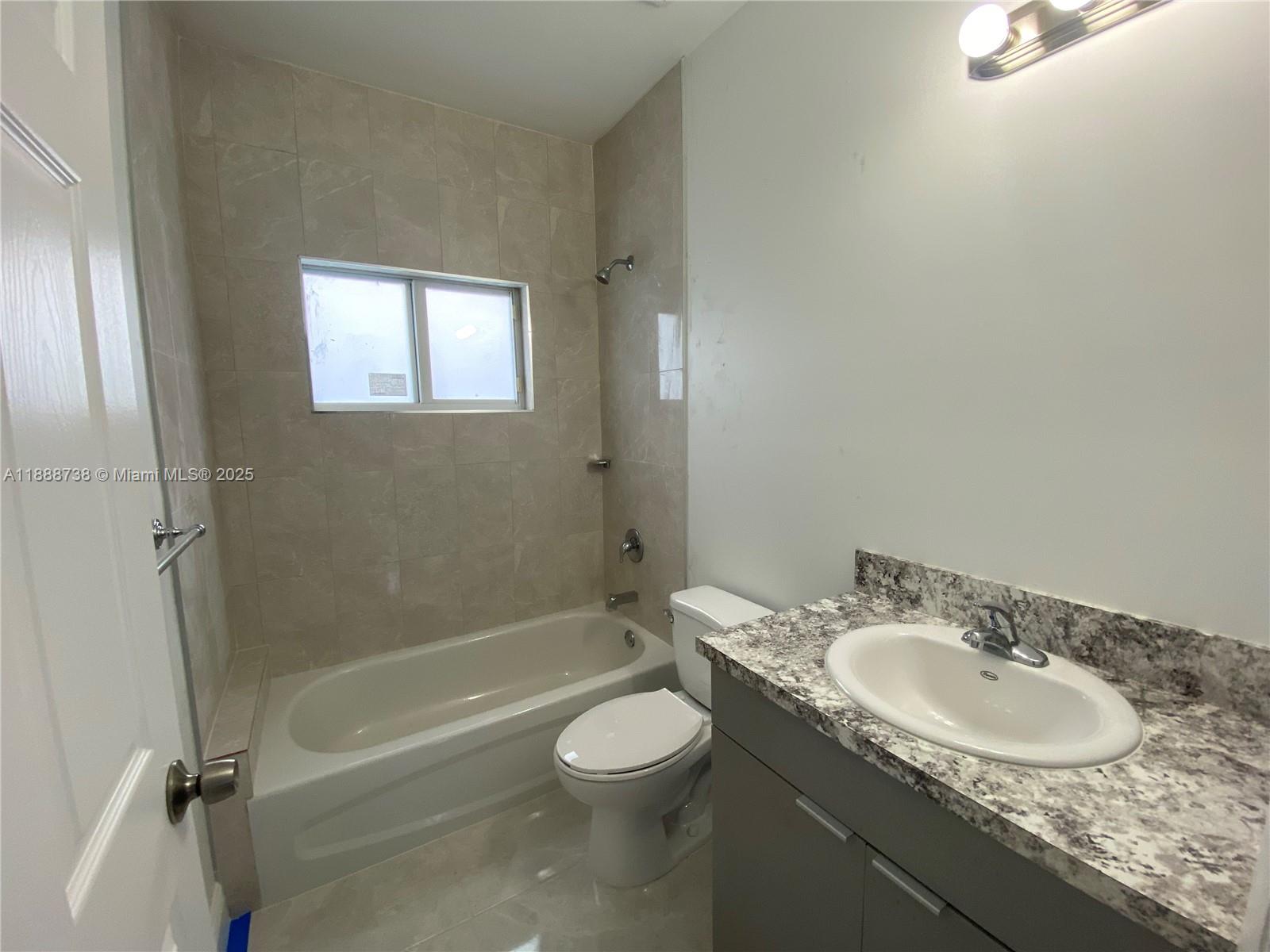   /  0 sq. ft. $ 2025-10-02 0 Photo