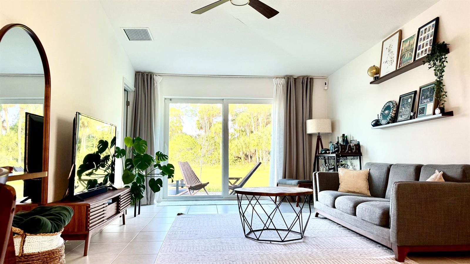 Ver detalles 612 3 / 2 1451 sq. ft. $ 2026-01-28 0 foto
